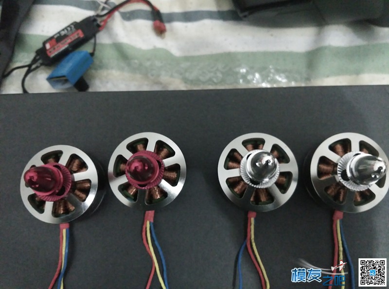 达亚550装机作业 固定翼,电池,舵机,云台,图传 作者:神经病 3566 
