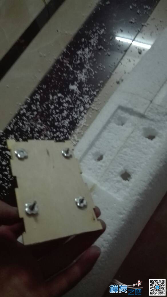 EPS作体 玻璃钢作皮-做运12运输机-梦之舞模型工作室  作者:飞行少年 4525 