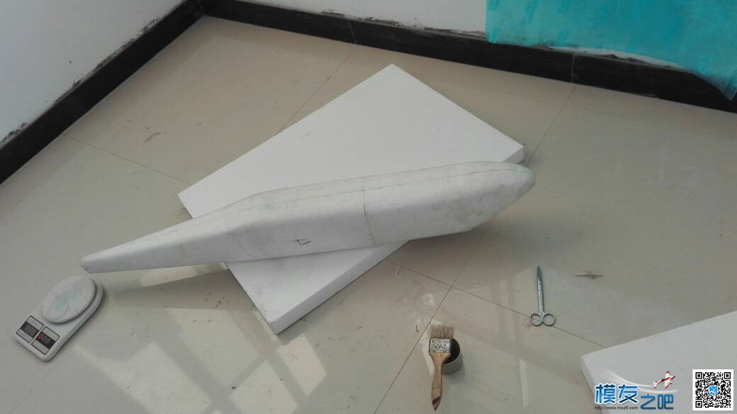EPS作体 玻璃钢作皮-做运12运输机-梦之舞模型工作室  作者:飞行少年 2506 