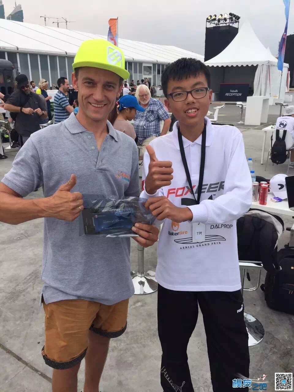 飞盈佳乐预祝海浪挺进16强！（附海浪比赛视频） 盈佳 作者:Charmant 8016 