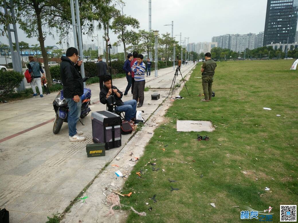 最近下雨好久没飞了，出来飞又日地球了。。。 最近,下雨,好久,飞了,出来 作者:穿越优衣库 2193 