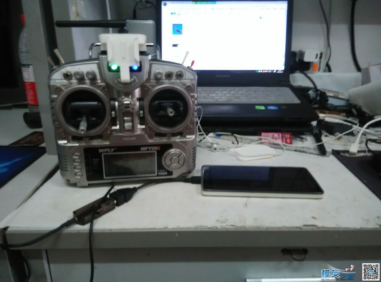 手机穿越机模拟器连接遥控器爽飞 模拟器,遥控器,手机 作者:炸香机 1291 