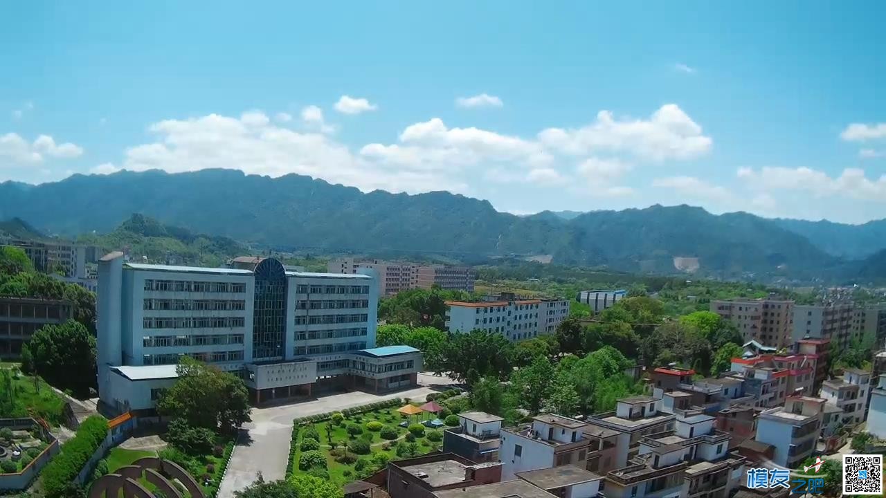 航拍我的学校 学校 作者:浅、微浪 4345 