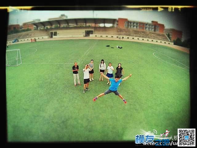 飞手张行之：在会展中心航拍时突然射桨，结果... 西安,会展中心,碳纤维,无人机,飞行器 作者:wx_dTOFc8hC 4652 