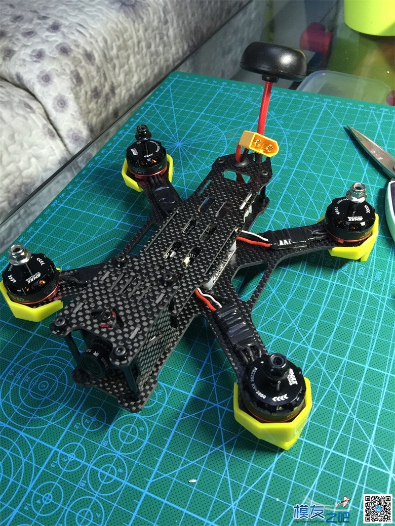 装机作业，STARPOWER SX180 +SP F3 穿越机,电池,图传,电调,电机 作者:RACEr 6826 