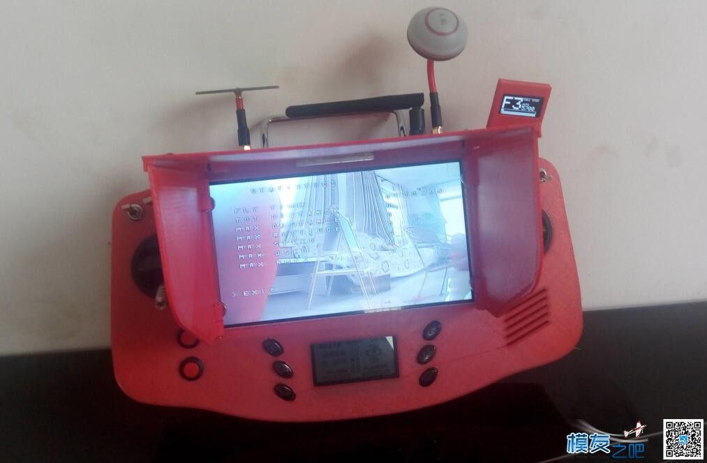 华叉叉D7E神控改GBA一体控 电池,天线,图传,开源,DIY 作者:eachone 9633 