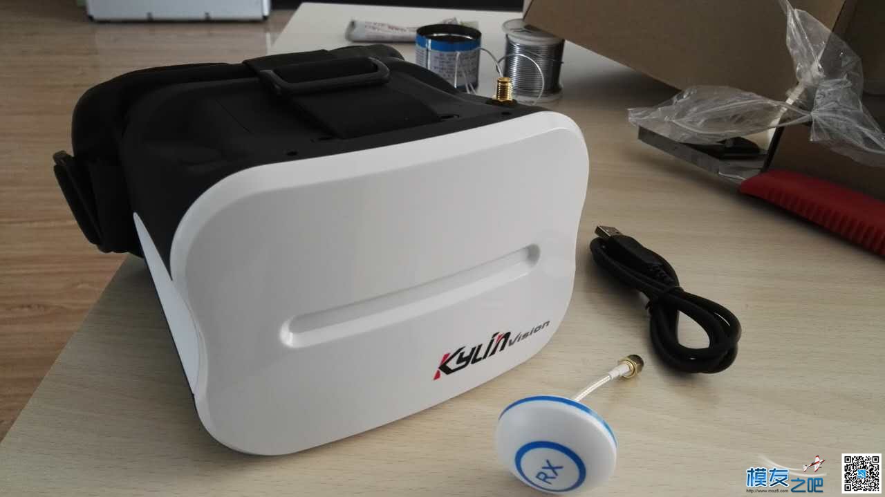 可以穿戴的地面站让穿越更精彩- KYLIN FPV 视频眼镜开箱 显示器,眼镜 作者:飞天狼 3007 