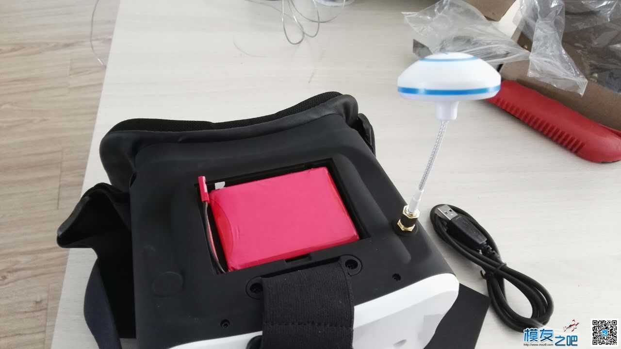 可以穿戴的地面站让穿越更精彩- KYLIN FPV 视频眼镜开箱 显示器,眼镜 作者:飞天狼 4942 