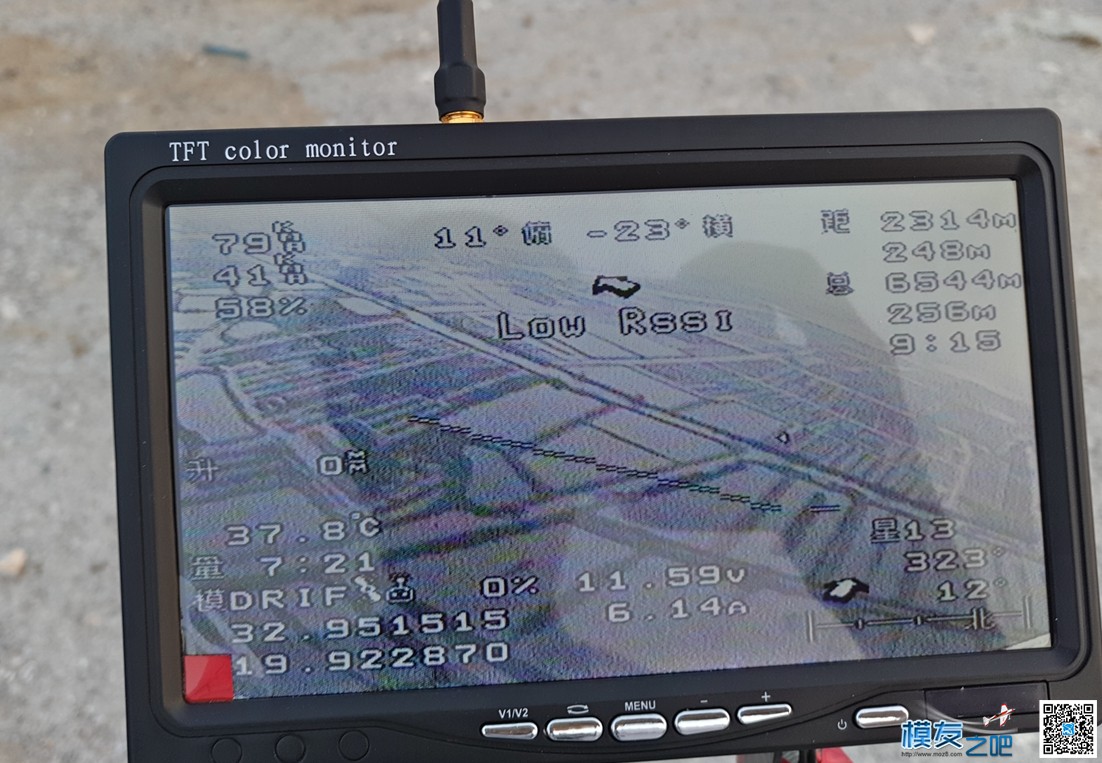 KT小胖子FPV 双蘑菇天线2.3KM 雪花 作者:zyfcjdbd 3303 