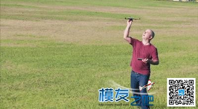 牛人玩VR，纸飞机秒变无人机 无人机,FPV,大疆 作者:中翼网 7526 