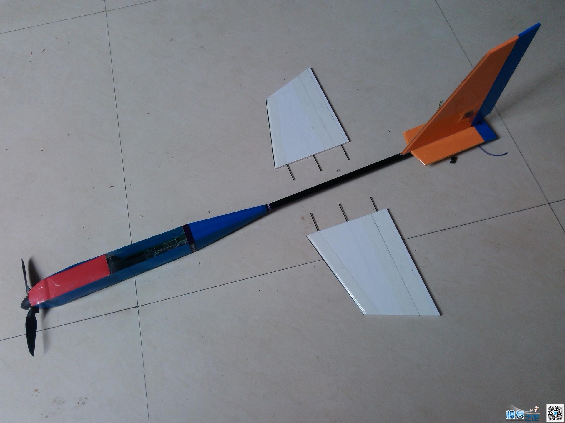 用瓶子折纸法制作滑翔机机头机身。已完成。老鸟别笑。.... 碳纤维,滑翔机,制作,专业 作者:cyb2688 462 