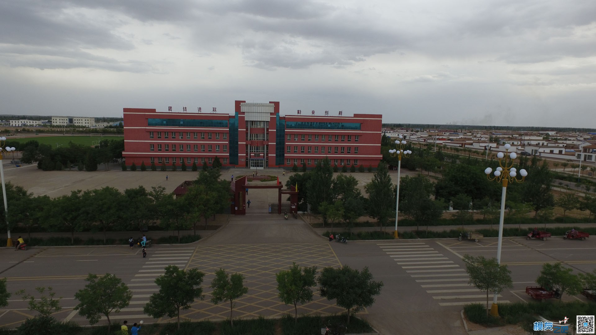 关于大疆精灵3视频图片的变形的问题。 dji,大疆 作者:沙漠浪子 4297 