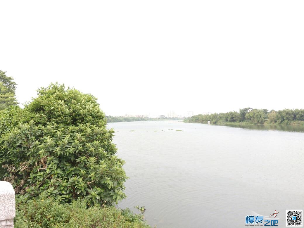找了个江边飞场，对面很远的地方飞机频繁起降。 空域 作者:boosff 390 