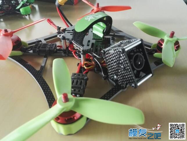 长着牛头的方块鸡 牛头301鸡,这是什么鸡,牛头割鸡 作者:飞行中的紫牛 3830 