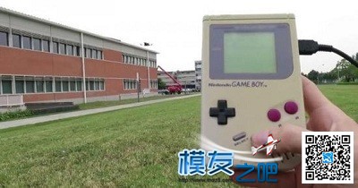 Game Boy经典版变身成为无人机控制手柄 无人机,经典 作者:中翼网 6003 
