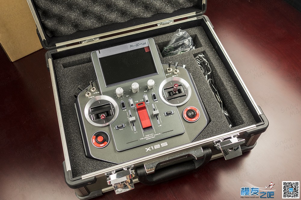 国内第一台Frsky X12S 正式版 雪人亲自奉上开箱照 淘宝旗舰店,正式版,模拟器,充电器,测试版 作者:雪人 5952 