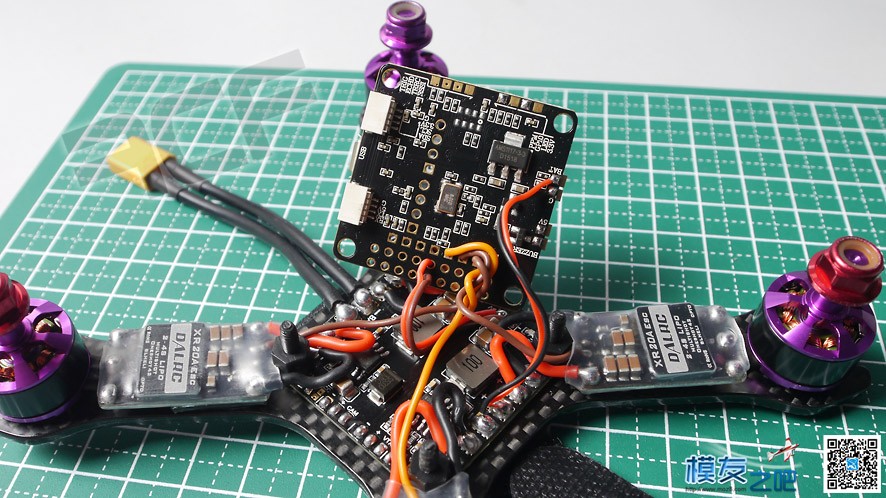 [FCF开箱组装]ReptileRX130/致盈4000KV1306/FOXEER新版1190/ROARINGTOP4S850 穿越机,电池,天线,图传,飞控 作者:法師傅 2656 