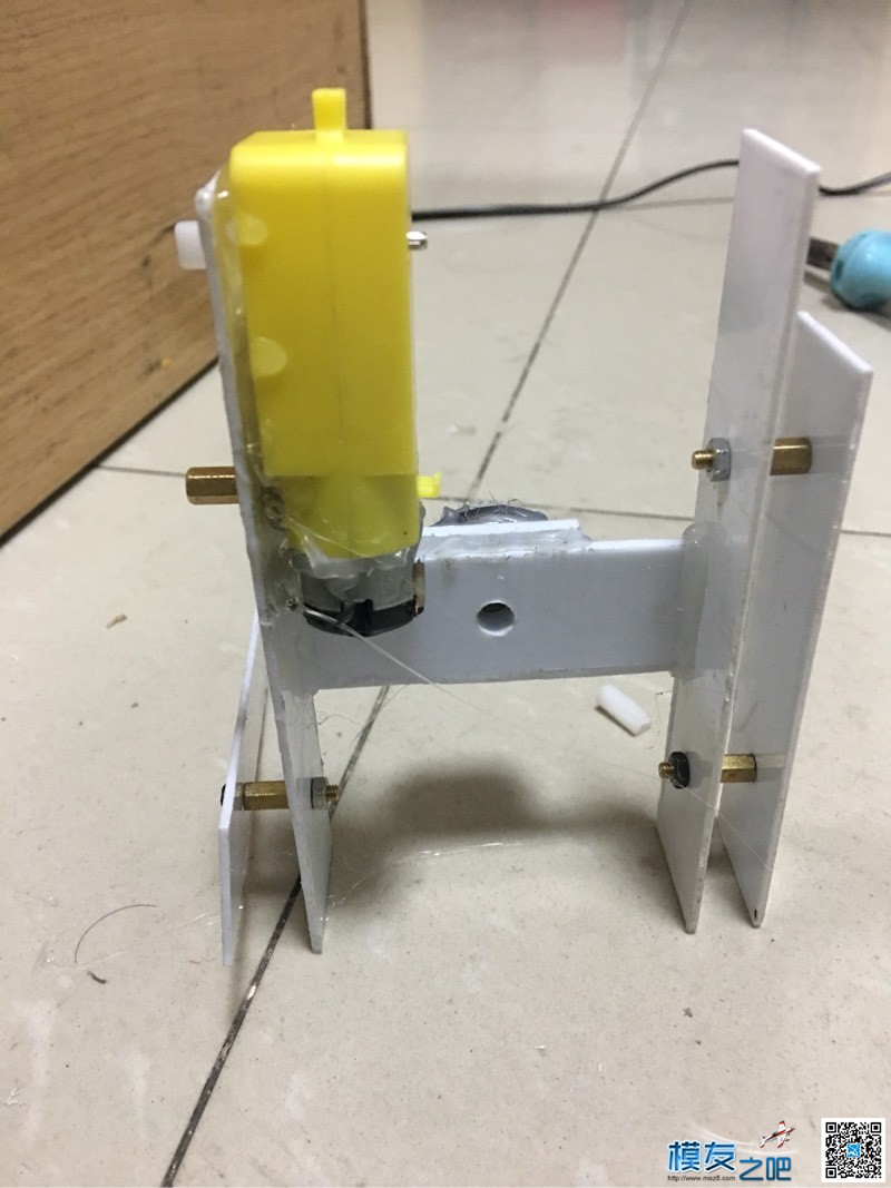 自制小比例挖掘机 有些东西,挖掘机,自制,新中,还有 作者:DIY-成都―唐 8411 