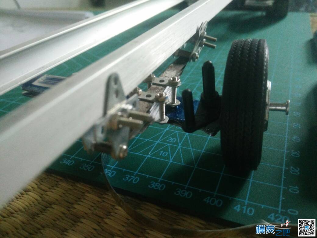 自制ZK6108HGB遥控公交模型  作者:祝乐乐 9943 