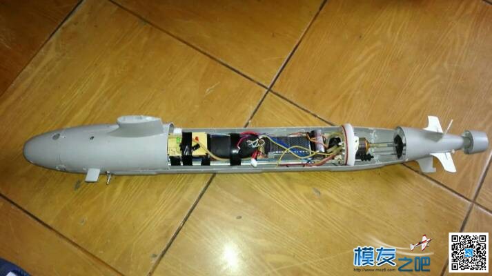 遥控仿真潜艇 遥控潜艇模型,自制遥控潜艇,无线遥控潜艇,rc遥控潜艇 作者:Stark 396 