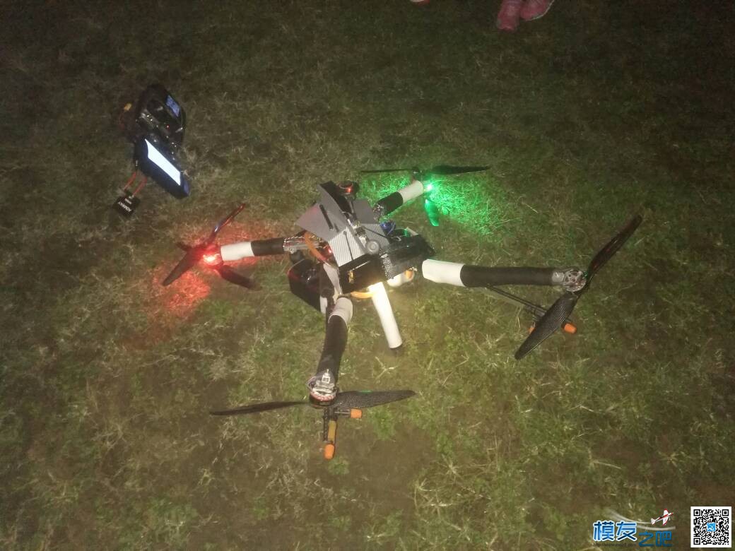 Night hawk v尾四轴六桨  作者:Stark 1800 