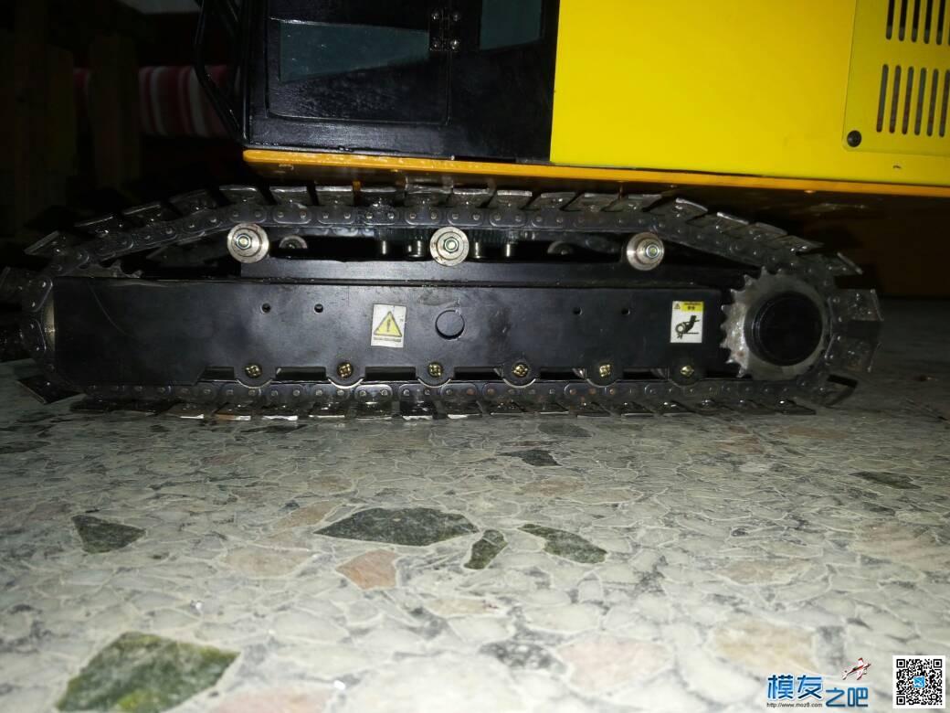 ＜参赛作品＞自制挖机 模型,电机,断断续续,心血来潮,齿轮加工 作者:湖南＜超车道＞ 1968 