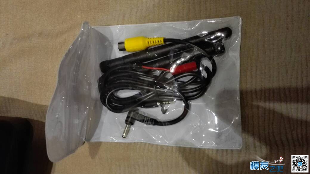 论坛团购230包邮 fpv眼镜开箱评测 FPV,fpv眼镜是什么,fpv眼镜推荐,低价fpv眼镜 作者:wjcoky 107 