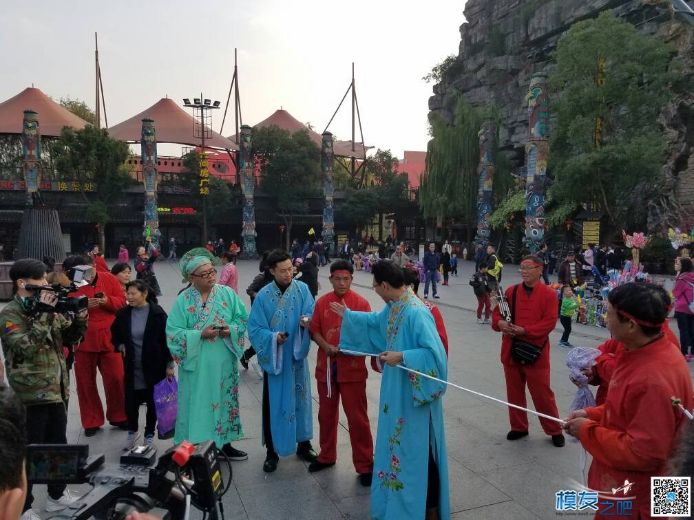 偶遇景区剧组航拍大家看图评论 航拍,演员请就位,剧组化妆师 作者:飞天狼 5593 