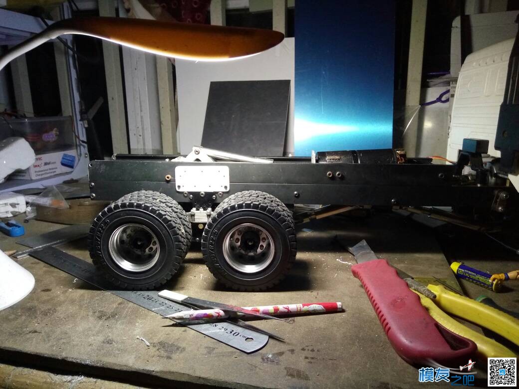 奔驰6x6泥头自卸车制作过程 持续更新中.......  作者:模无止境 3339 
