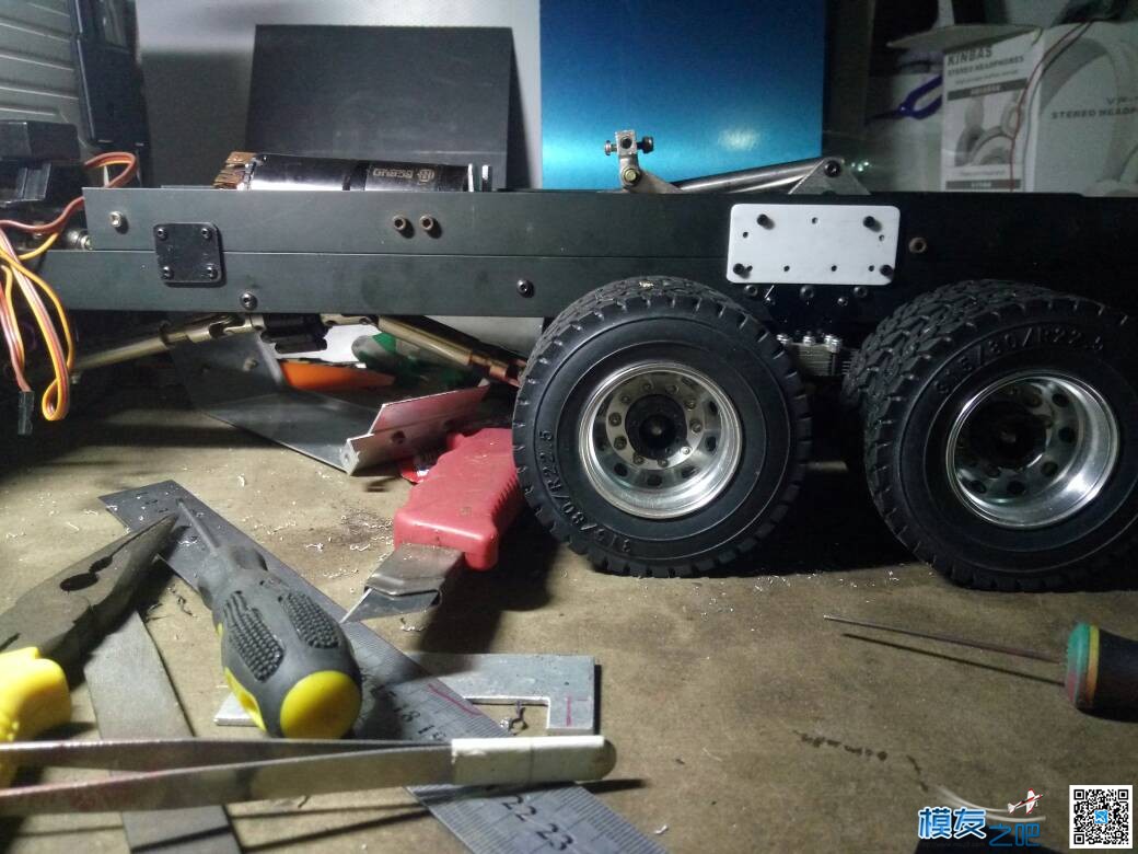 奔驰6x6泥头自卸车制作过程 持续更新中.......  作者:模无止境 7000 