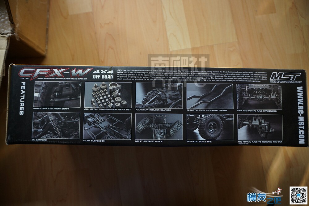 南爬社全国首发门桥MST 1/8 CFX-W开箱图（12月29更新) 电池,电机,桥塌了爬过去 作者:找碴 9848 