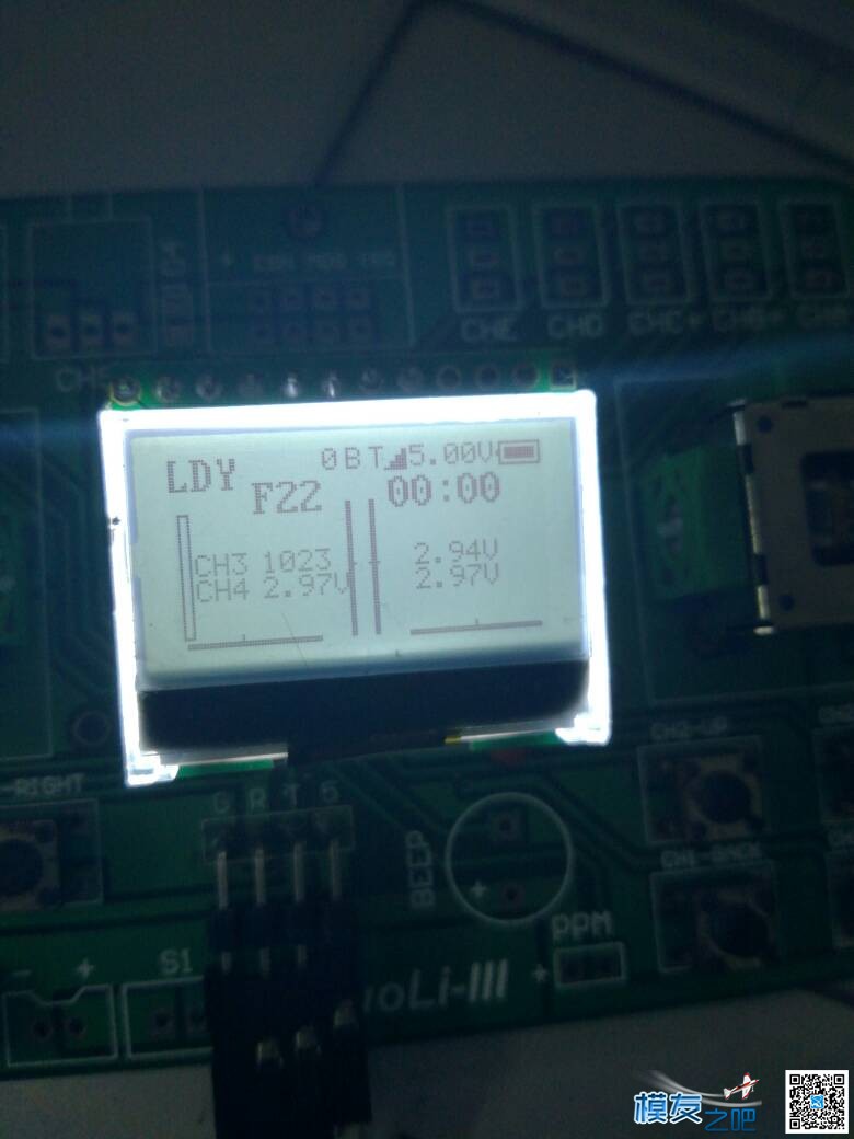 12864  显示ADC结果 lcd12864显示,12864滚动显示,12864不显示,lcd,萝莉控 作者:ldy7474 2413 