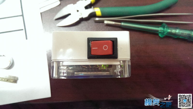 我也跟风做个2.4G频谱仪，稍微改装了一下 电池 作者:彪悍的胖子 7794 
