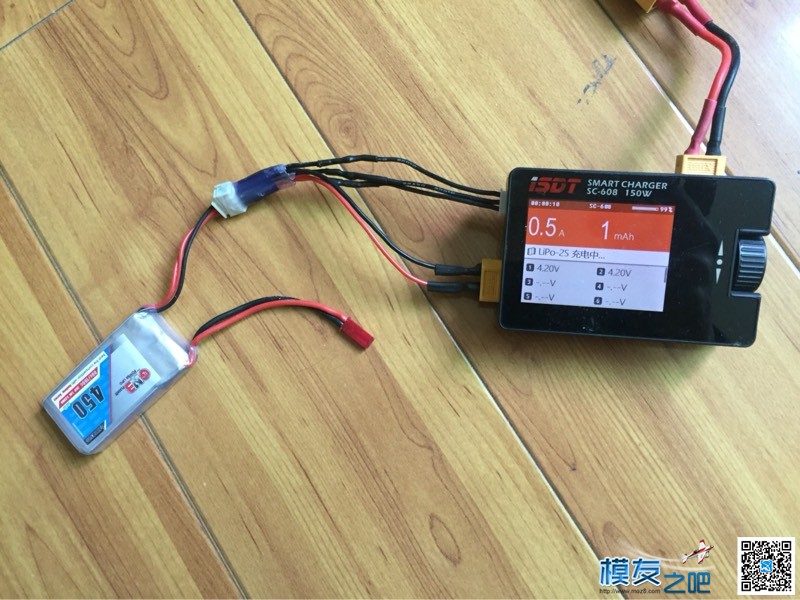 用直充型充电器给单平衡头电池充电。 电池,充电器 作者:浙江阳子 2606 