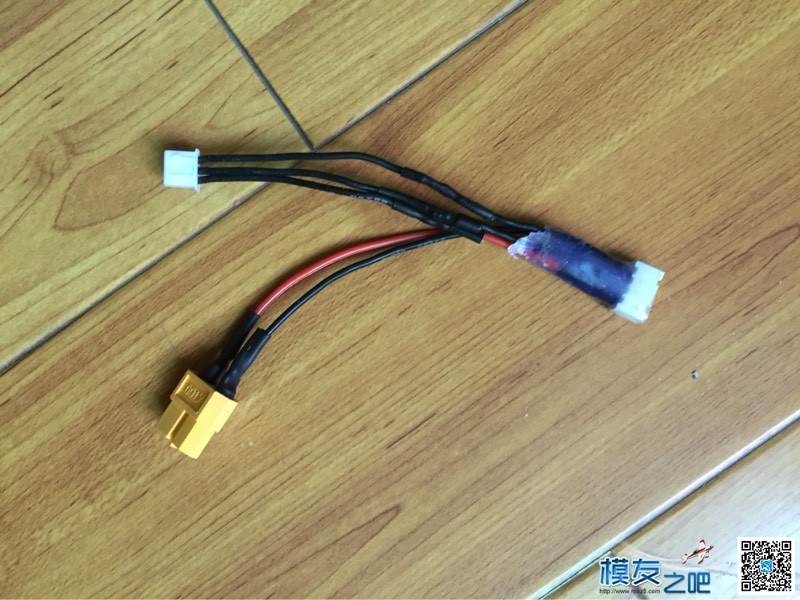 用直充型充电器给单平衡头电池充电。 电池,充电器 作者:浙江阳子 6992 