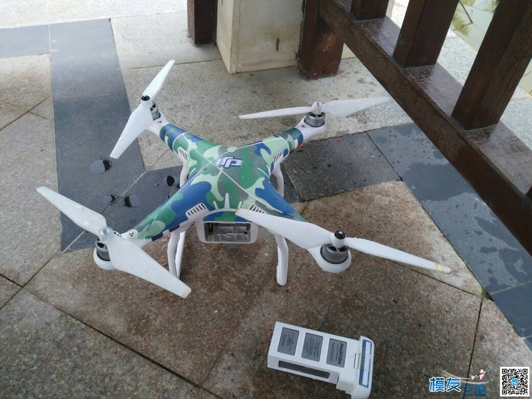 来看看这个不要脸的精灵跳进水塘洗澡 app 作者:鲲鹏金身 979 