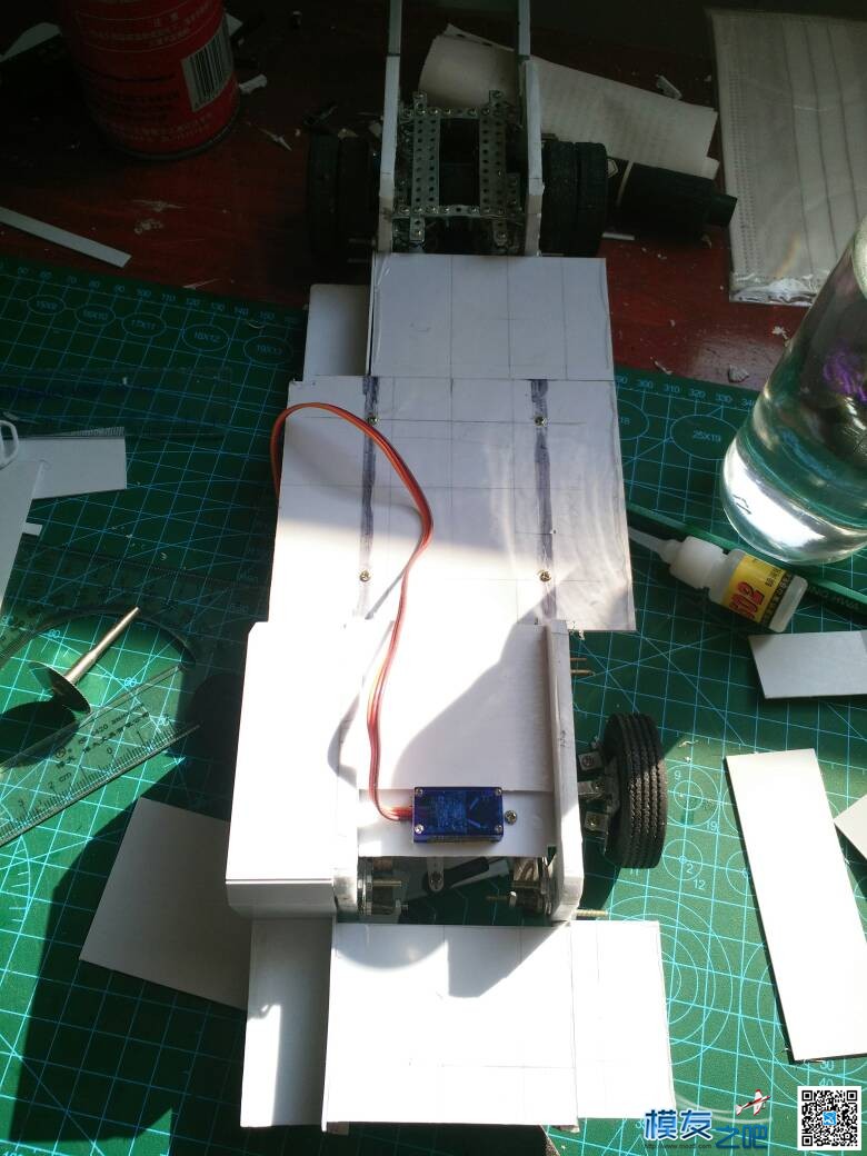 自制ZK6108HGB遥控公交模型  作者:祝乐乐 4522 