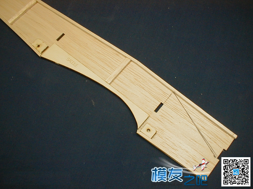 轻木固定翼飞机制作。 固定翼,电机,轻木,固定翼飞机,激光打印 作者:洋葱头 5565 