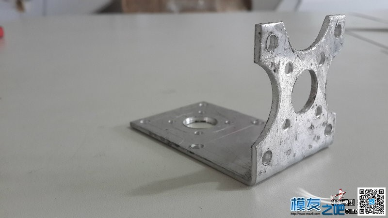 (雷傲知识堂)1.8米飞翼更新 舵机,电机,飞翼,乐德飞翼官网,hirm飞翼 作者:alden 6440 