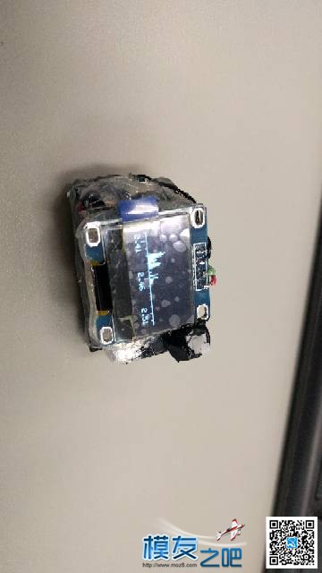 DIY一个非常简单实用又便宜的2.4G MINI便携频谱仪  作者:fxxxkc 8231 