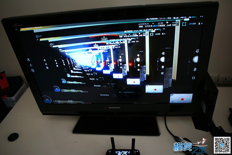 嗨镜，让我们随时随地嗨起来 电池,充电器,图传,电机,遥控器 作者:cmhoo 6873 