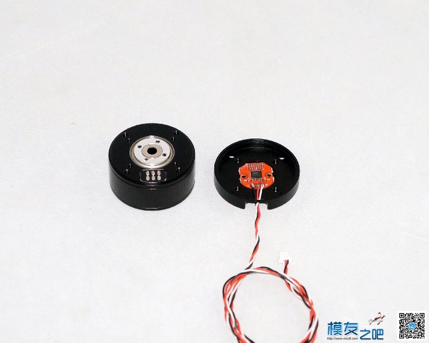 云台 无刷码盘电机，电机集AS5048A磁编码器，中心孔滑环过...  作者:xfhllm 4638 