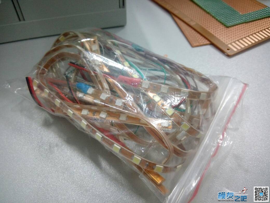 apm2.8扩展状态灯 飞控,APM,GPS,jiangapm0 作者:智峰科技小峰峰 8369 