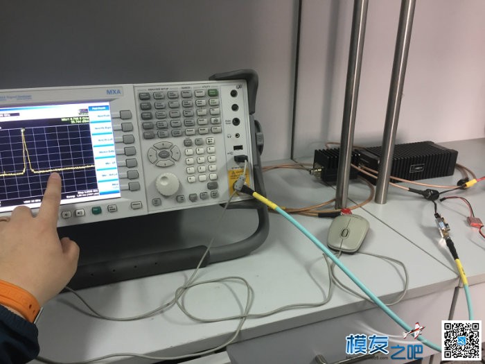 beerotor全系列天线大测试 天线,PCB,实验室,王大哥,全家福 作者:斑斓月影 2780 