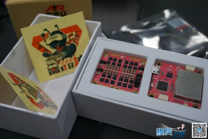 换上黑蚁飞塔爽飞 图传,飞控,电调,OSD 作者:gryffin 8761 