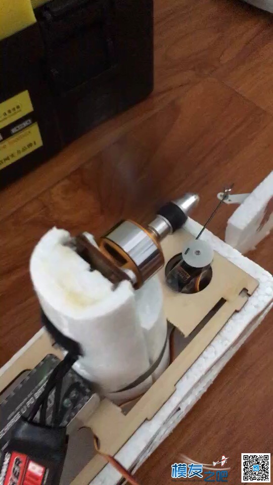 禁飞了，拆了飞机做个船 DIY 作者:mjtfnvfhp 1568 