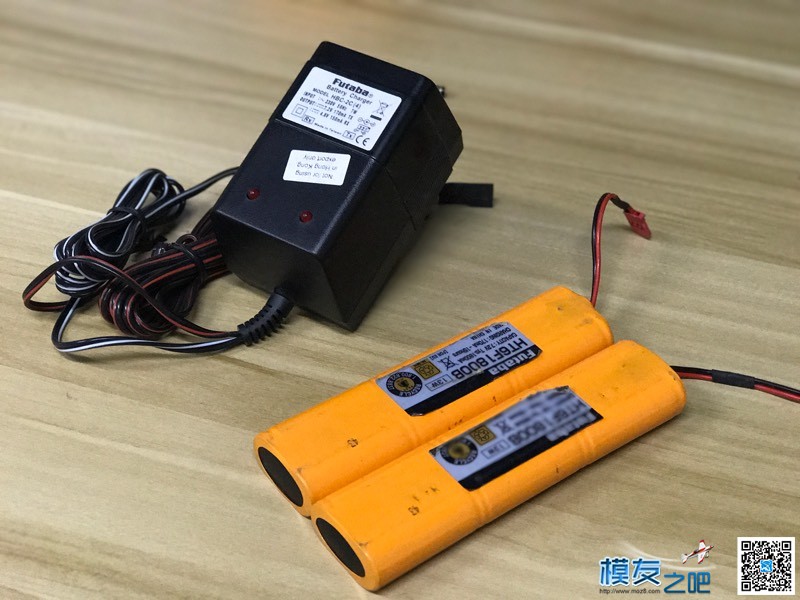 低价出FUTABA T8FG遥控器原装镍氢电池及充电器 电池,充电器,遥控器,FUTABA 作者:Dilbert 9150 