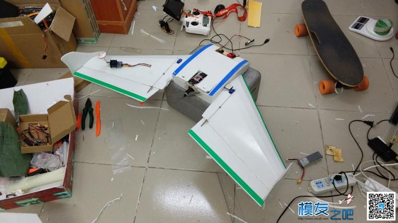 FT spear飞翼搭载RTW飞行 电池,图传,飞控,电调,电机 作者:飞越天际线 5935 