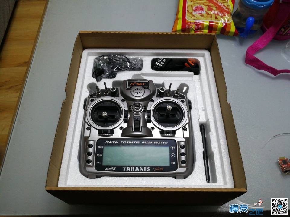 出一台成色不错的睿思凯x9dplus遥控器 电池,充电器,天线,遥控器,接收机 作者:xlmm119 4470 