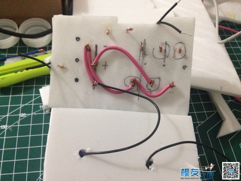 DIY一辆小坦克 遥控器,diy,有线遥控,中心点 作者:saladwayne 54 